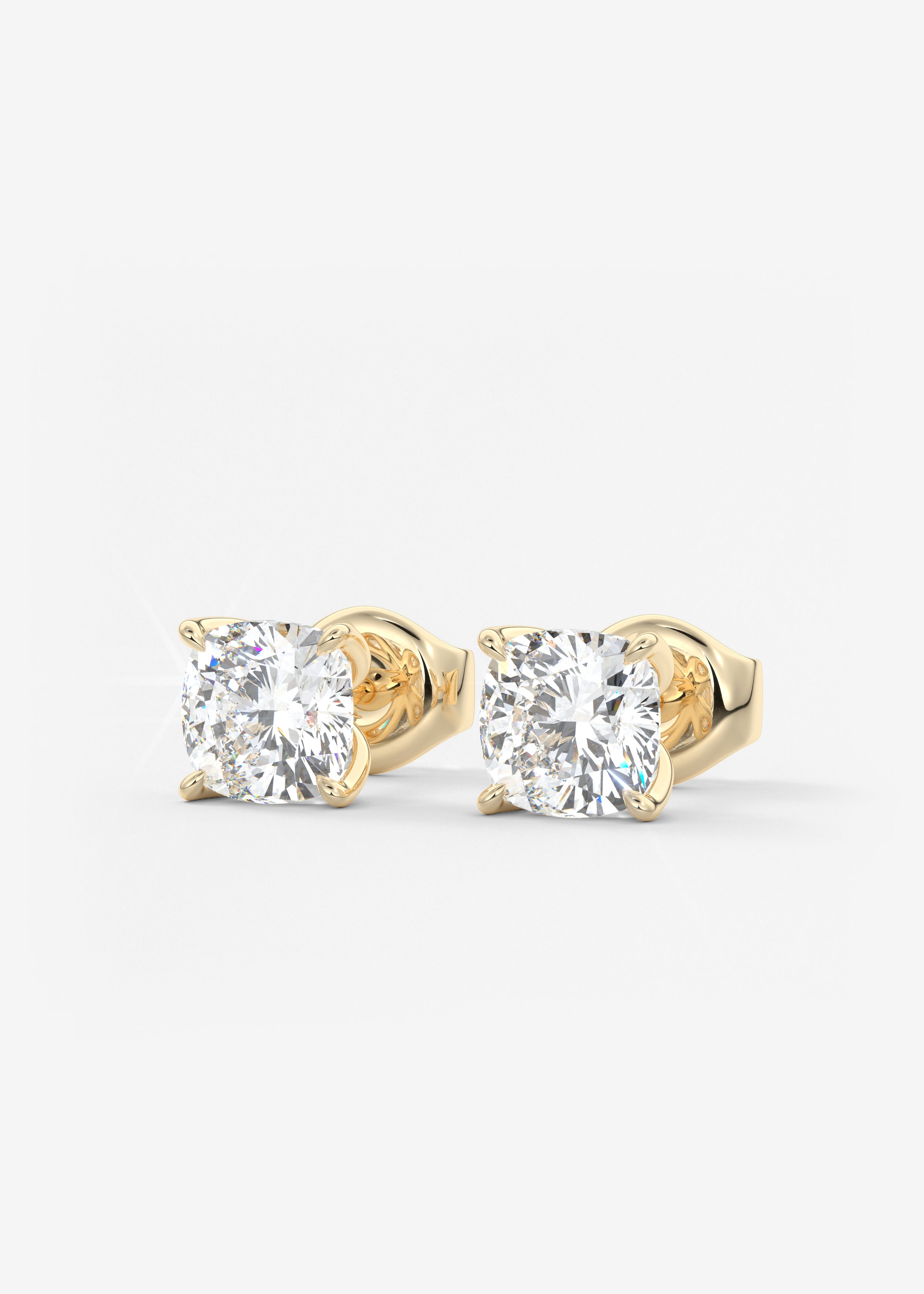 The Royale  stud hover view